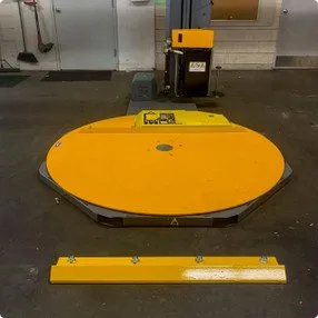 Rhino Rails RR-RP-42WS-HD Forklift Wheel Stops - 7 - Photo Rhino Rails RR-RP-42WS-HD Forklift Wheel Stops - 7