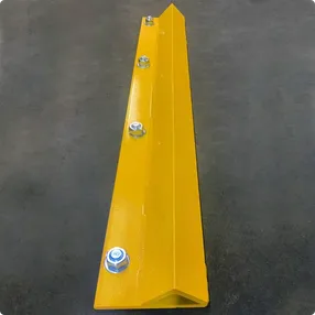 Rhino Rails RR-RP-42WS-HD Forklift Wheel Stops - 1 - Photo Rhino Rails RR-RP-42WS-HD Forklift Wheel Stops - 1